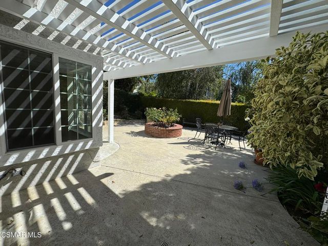 834 Sunstone Street, Westlake Village, CA 91362