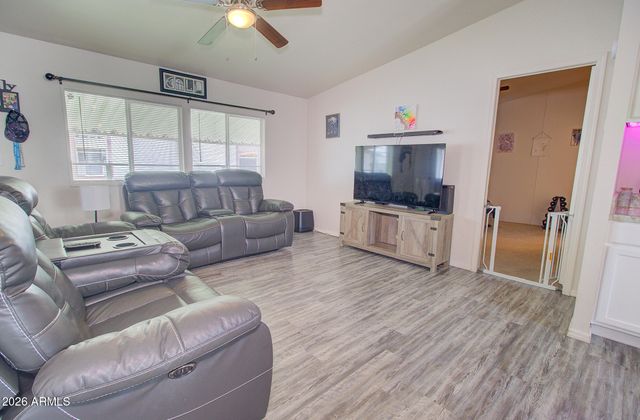 2200 N Delaware Drive 6, Apache Junction, AZ 85120