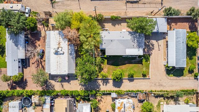 2819 W LOUISE Drive, Phoenix, AZ 85027