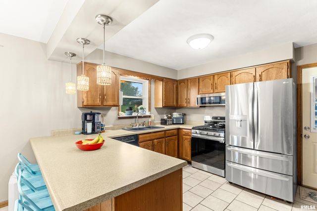4922 PFEIFFER Road, Bartonville, IL 61607