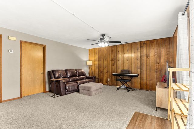 4922 PFEIFFER Road, Bartonville, IL 61607