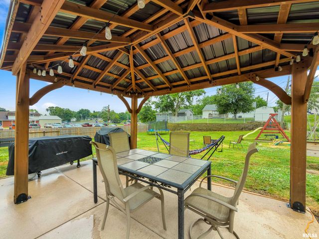 4922 PFEIFFER Road, Bartonville, IL 61607