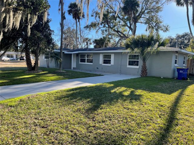 1926 PINE TREE DRIVE, Edgewater, FL 32141