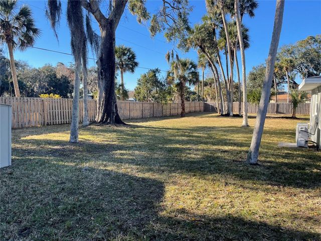 1926 PINE TREE DRIVE, Edgewater, FL 32141