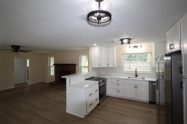 1926 PINE TREE DRIVE, Edgewater, FL 32141