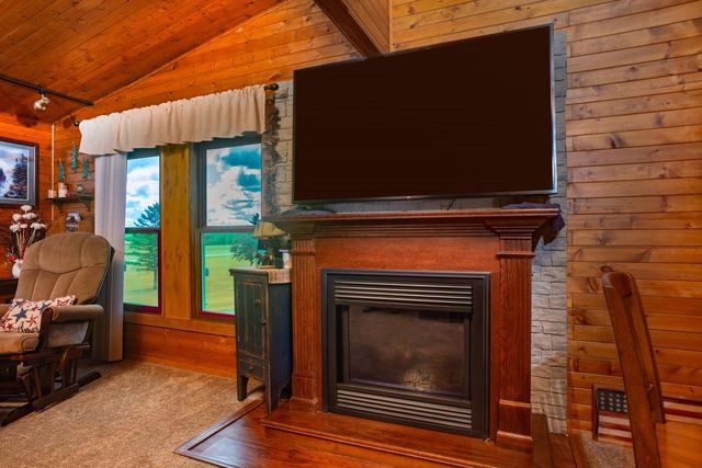 N1531 COUNTY ROAD B, Coloma, WI 54930