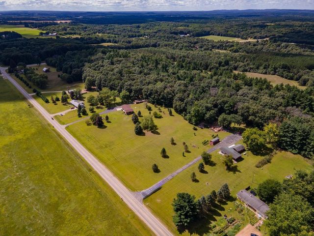 N1531 COUNTY ROAD B, Coloma, WI 54930