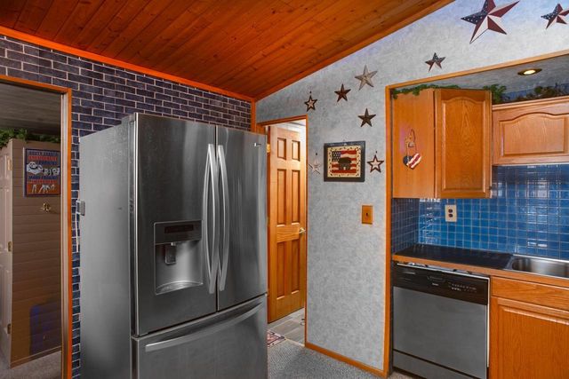 N1531 COUNTY ROAD B, Coloma, WI 54930