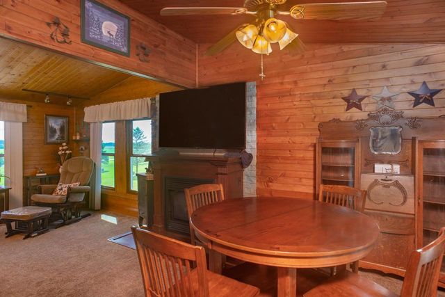 N1531 COUNTY ROAD B, Coloma, WI 54930