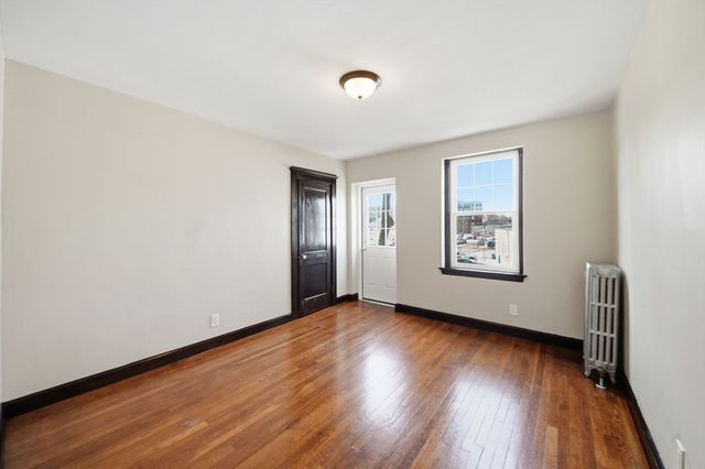 41 Richardson Ave 16, Wakefield, MA 01880