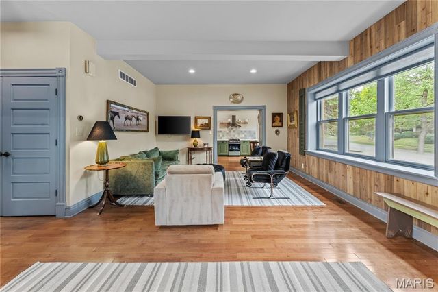 3559 Halliday Avenue 102, St Louis, MO 63118