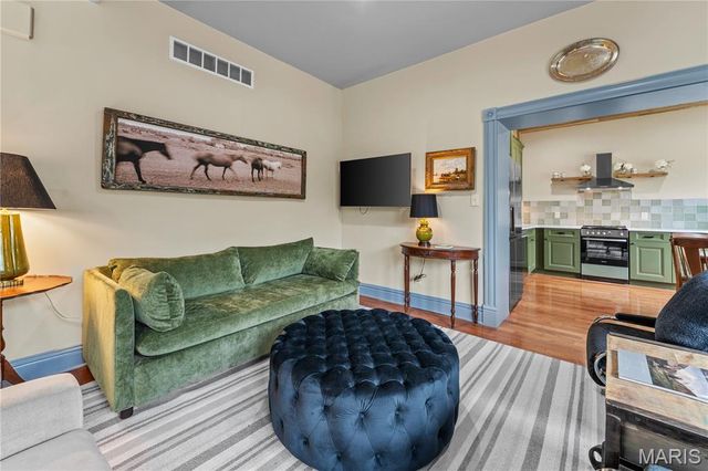 3559 Halliday Avenue 102, St Louis, MO 63118