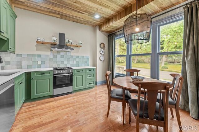 3559 Halliday Avenue 102, St Louis, MO 63118