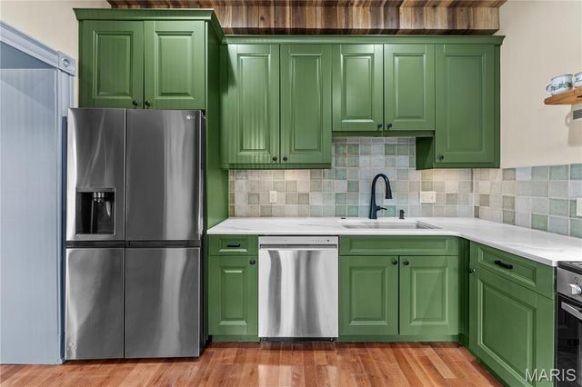 3559 Halliday Avenue 102, St Louis, MO 63118