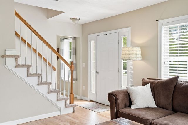 7 Whispering Pines Dr, Plymouth, MA 02360