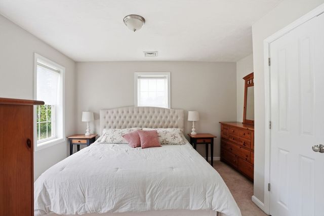 7 Whispering Pines Dr, Plymouth, MA 02360