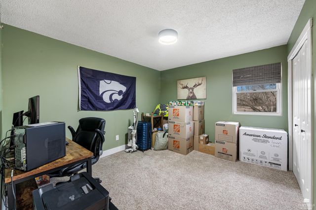 2017 Blue Hills Road, Manhattan, KS 66502