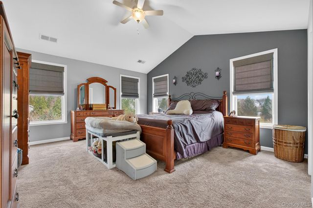 25 Hoffman Road, Hopewell Junction, NY 12533