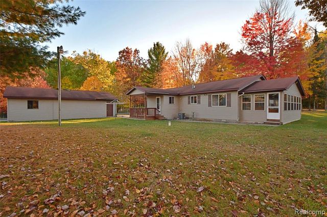 7429 Artesia Beach Road, Saint Helen, MI 48656