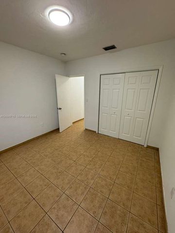 4035 SW 11th St, Miami, FL 33134