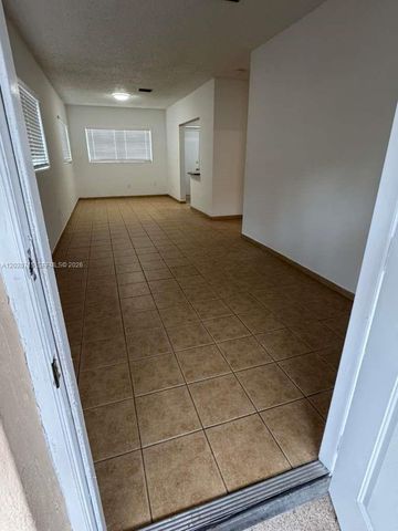 4035 SW 11th St, Miami, FL 33134