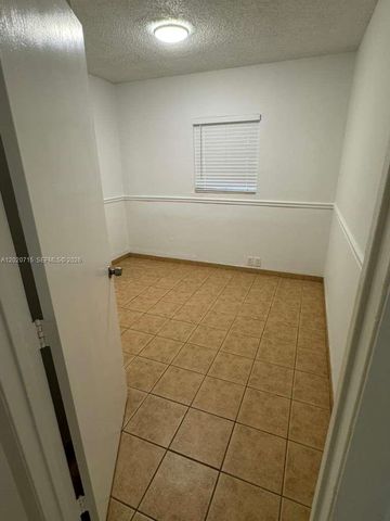 4035 SW 11th St, Miami, FL 33134