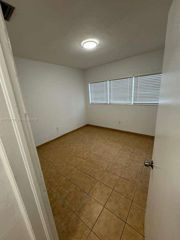 4035 SW 11th St, Miami, FL 33134