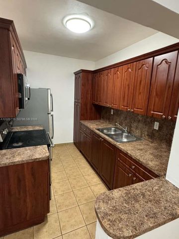 4035 SW 11th St, Miami, FL 33134