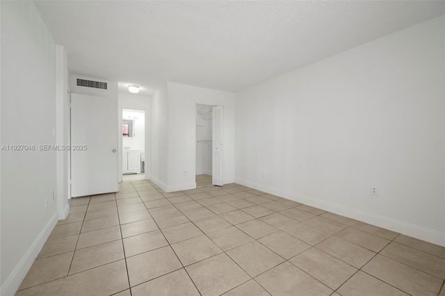 14421 N Kendall Dr 101M, Miami, FL 33186
