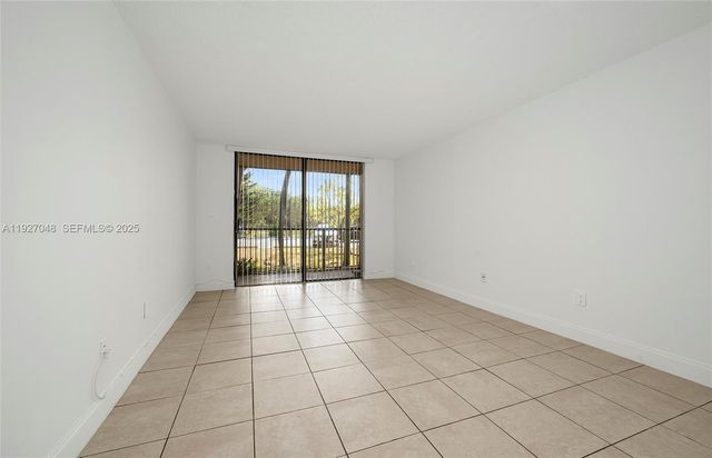 14421 N Kendall Dr 101M, Miami, FL 33186