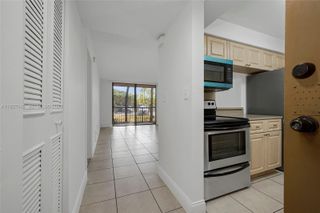 14421 N Kendall Dr 101M, Miami, FL 33186