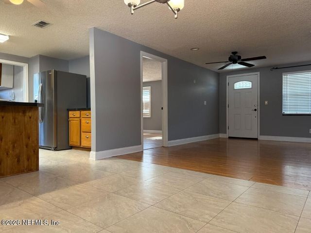 360 CANIS Drive W, Orange Park, FL 32073