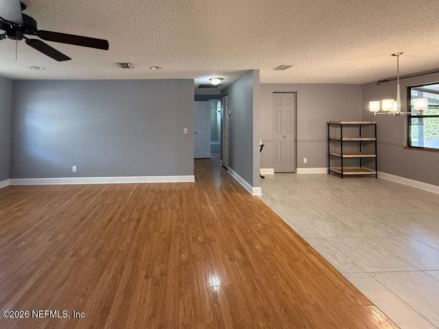 360 CANIS Drive W, Orange Park, FL 32073