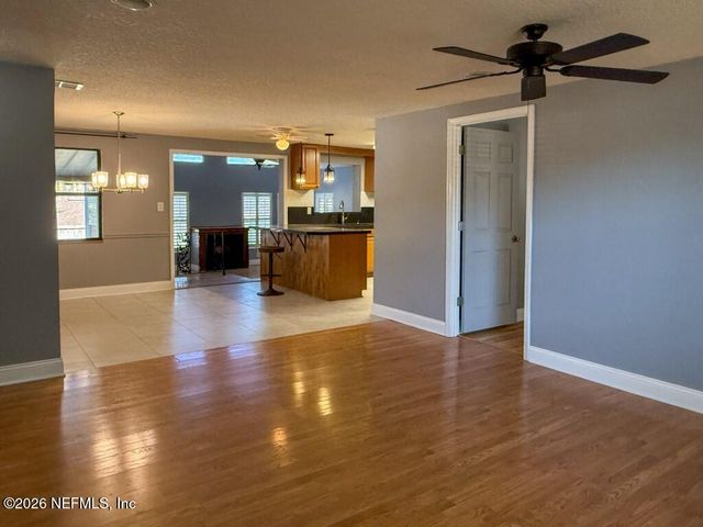 360 CANIS Drive W, Orange Park, FL 32073