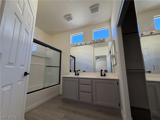 10756 Turquoise Valley Drive, Las Vegas, NV 89144