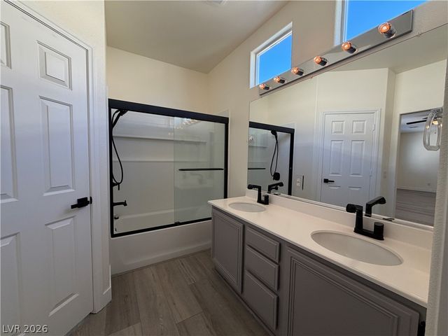 10756 Turquoise Valley Drive, Las Vegas, NV 89144