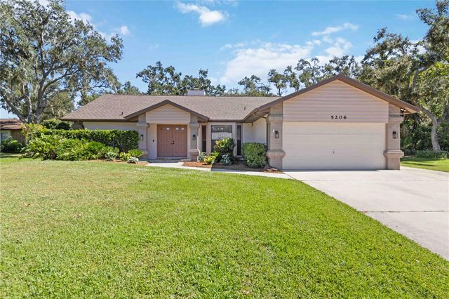 5206 WOODLAWN CIRCLE E, Palmetto, FL 34221