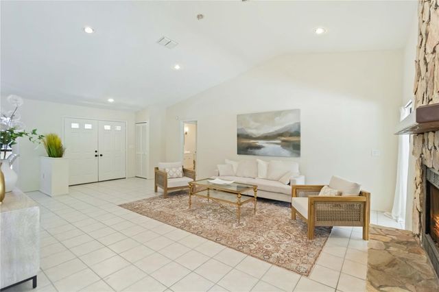 5206 WOODLAWN CIRCLE E, Palmetto, FL 34221