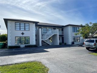 608 SE 46th LN # 3, Cape Coral, FL 33904