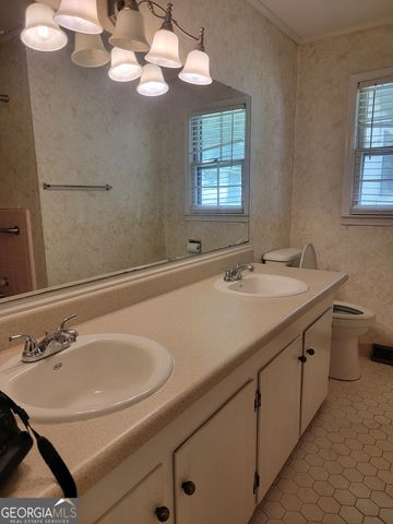 145 Scoggins Trail, Summerville, GA 30747