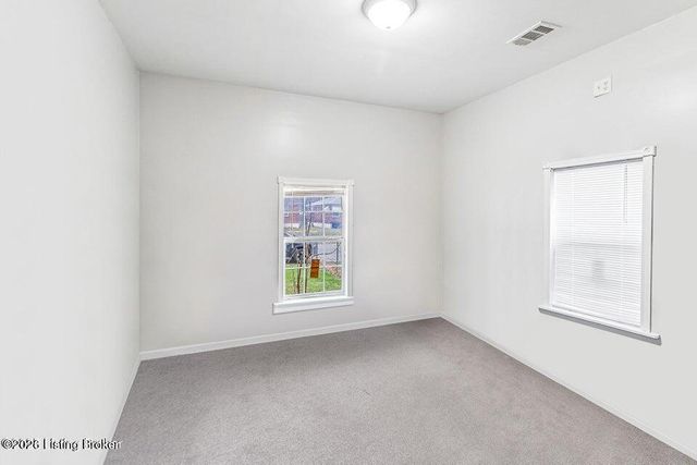 4114 Bank St, Louisville, KY 40212