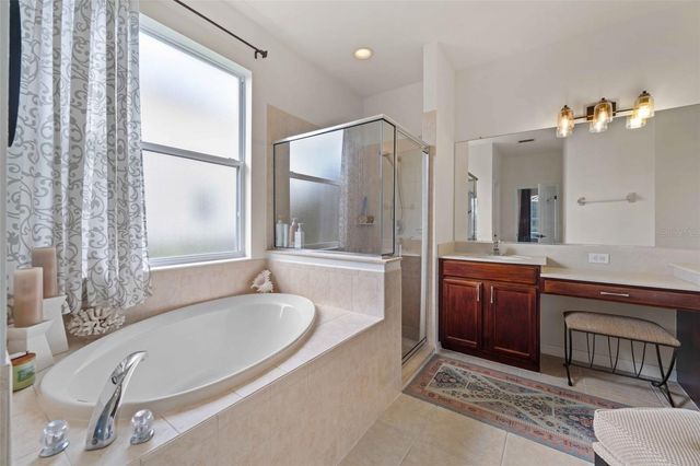 1595 PINYON PINE DRIVE, Sarasota, FL 34240
