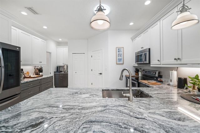 1595 PINYON PINE DRIVE, Sarasota, FL 34240