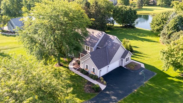 7123 W Lantern LANE, Mequon, WI 53092