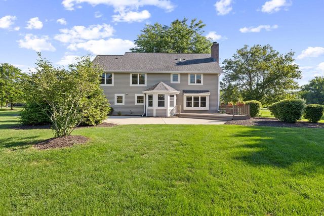 7123 W Lantern LANE, Mequon, WI 53092