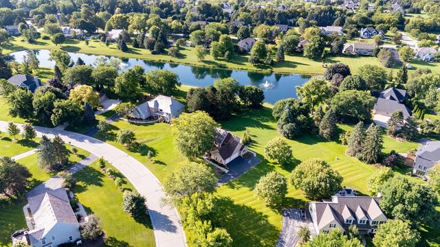 7123 W Lantern LANE, Mequon, WI 53092