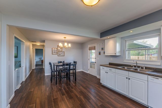 307 N Walnut Street 307 N Walnut Street, Englewood, OH 45322