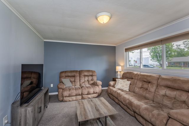 307 N Walnut Street 307 N Walnut Street, Englewood, OH 45322