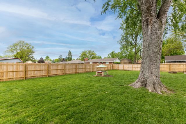 307 N Walnut Street 307 N Walnut Street, Englewood, OH 45322