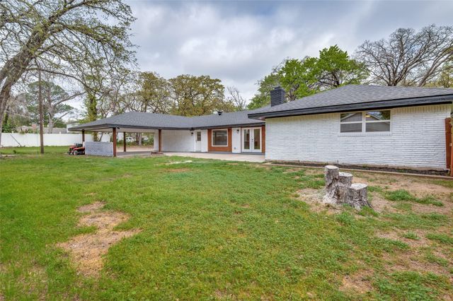 6016 Jacqueline Road, Fort Worth, TX 76112